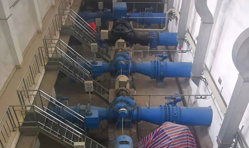 高压水泵